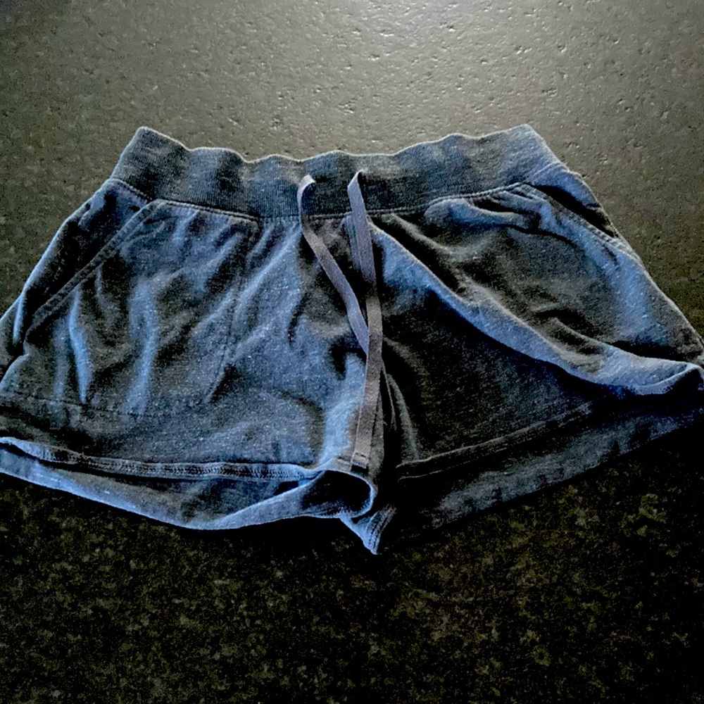 Tek Gear Essential Gear Charcoal Shorts Size S